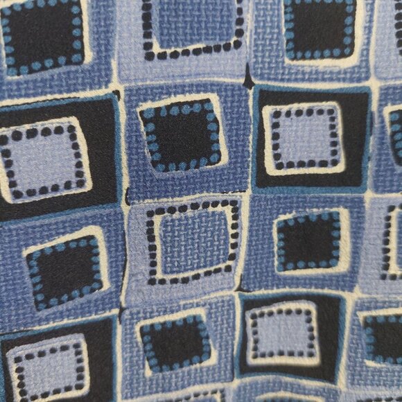 Robbie Bee Blue Geometric Sleeveless 100% Silk Blouse Womens Medium - Picture 8 of 8